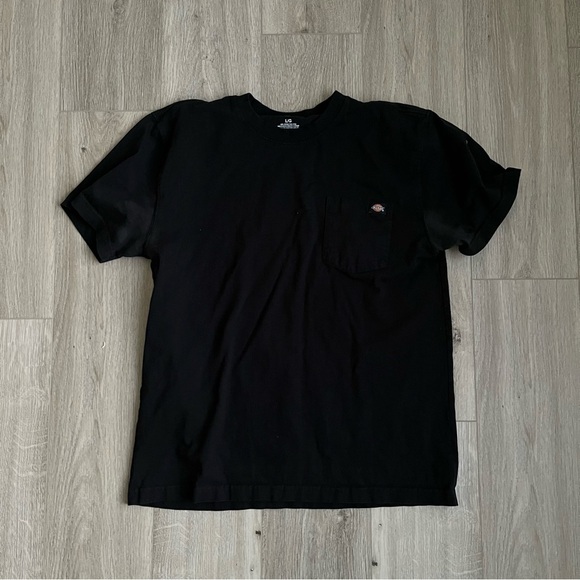 Dickies Men's Short Sleeve Tees in Black and Navy - Picture 3 of 5